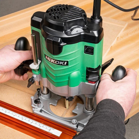 Hikoki M12VE 12mm 2000W Profesyonel Freze Makinesi