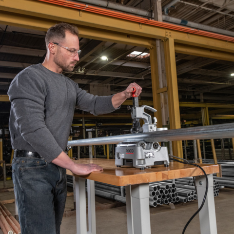 Rıdgıd 70003 PC116 12mm-116mm (1/2inç - 4 1/2inç) Elektrikli Boru Kesme Makinesi